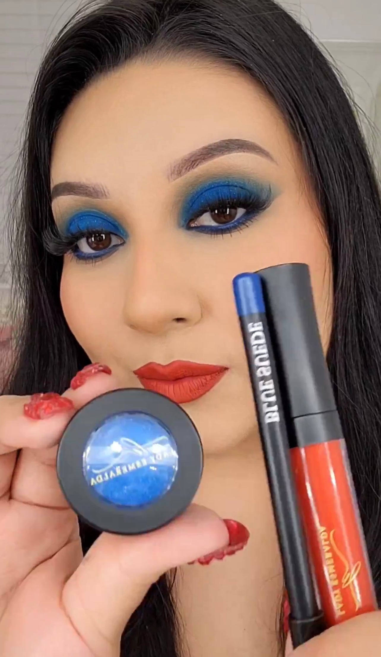 Esmeralda's Signature Look