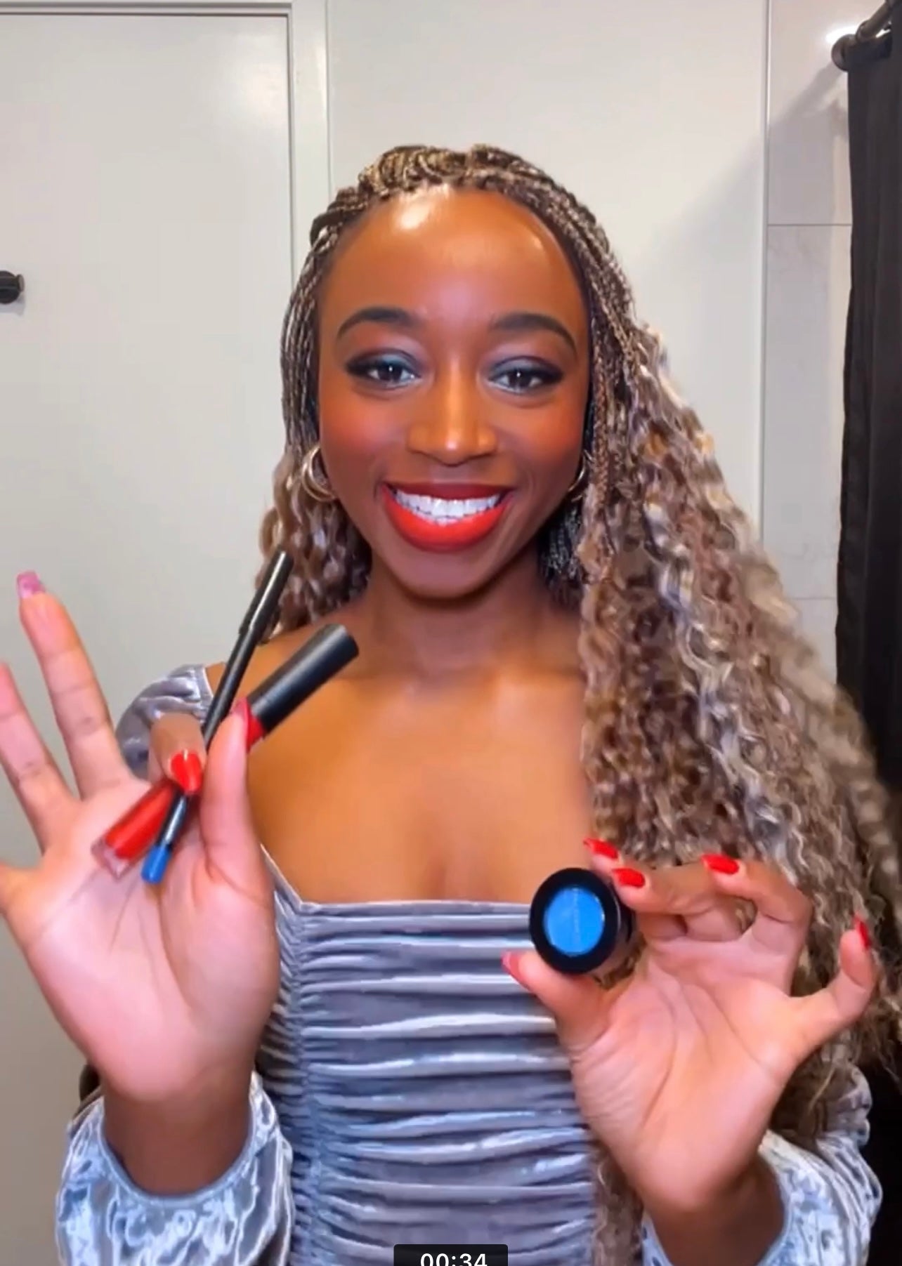 Esmeralda's Signature Look